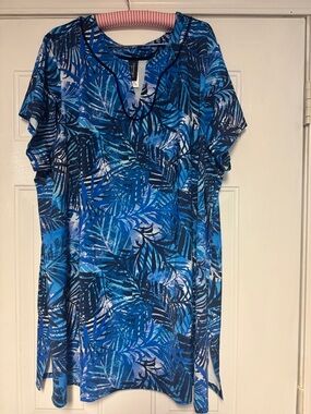 Swimsuits For All Blue Multi-Tone Tropical Swim Top